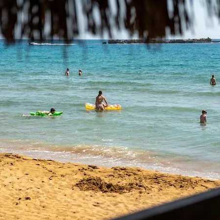 Aqi Pegasos Hotell Avsallar